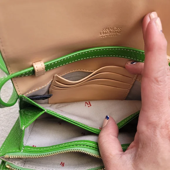 Frances Valentine, Green Leather Accordion Wallet - Picture 5 of 11